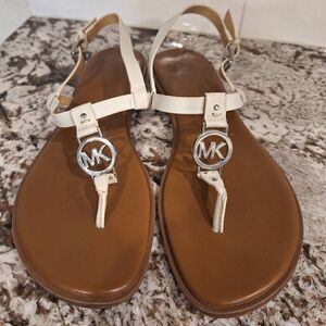 Michael Kors White leather T-strap sandals, size 11M